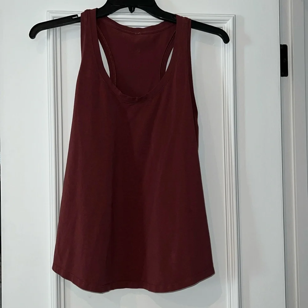 Lululemon Razor Back Tank Size 10 ๐๐๐๐๐๐๐๐๐๐๐๐๐ - Picture 1 of 5